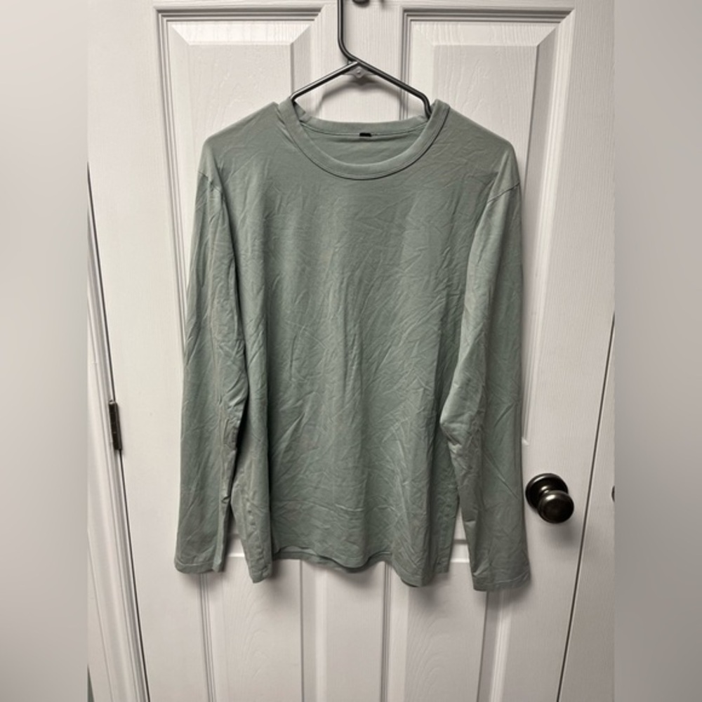 Lululemon Mens 5 Year Basic Long Sleeve - Large